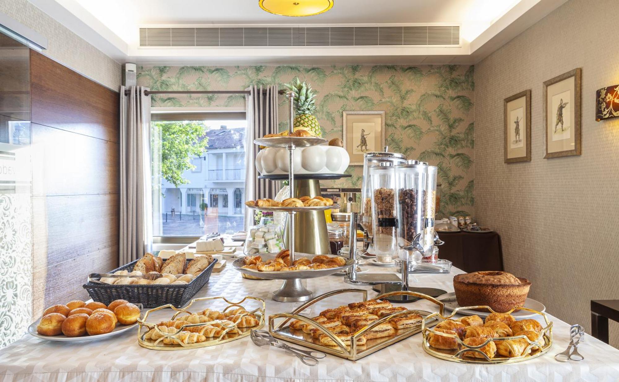 Hotel Lis Batalha Eksteriør billede